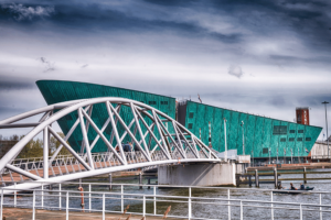 музей NEMO, автобусные туры и экскурсии с EsfiriaTravel