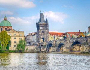 Карлов мост, туры в Прагу из Вроцлава