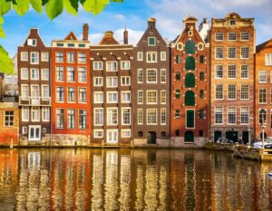 Автобусные туры в Амстердам с туроператором Esfiria Travel