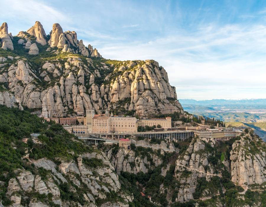 Монсеррат, Испания, автобусные экскурсии по Испании с Esfiria Travel